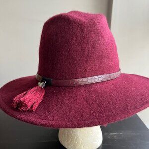 Jeanne Simmons wool hat.